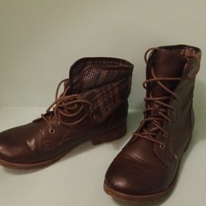 Nine west fold over Boots